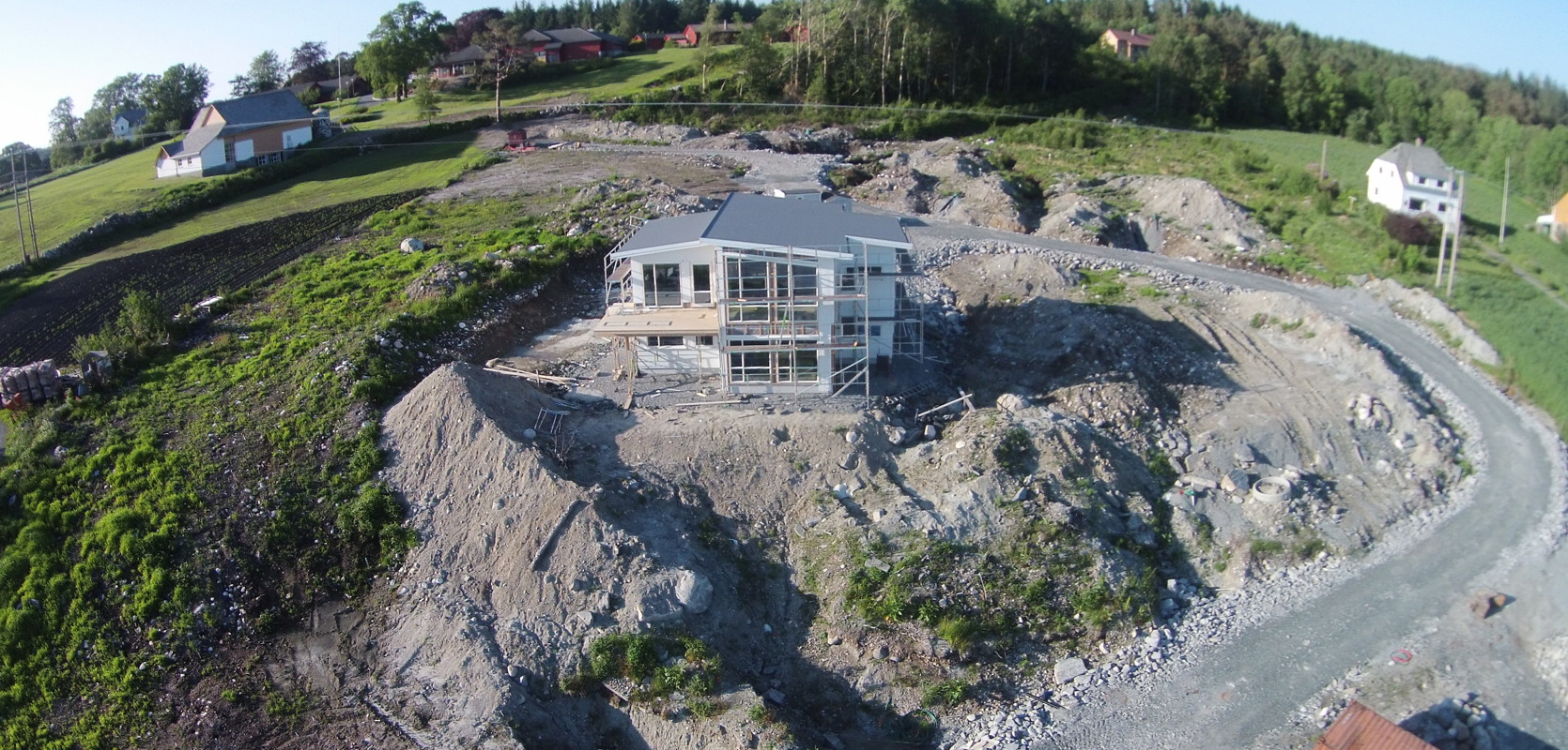 Einebustad i Sandvikjo