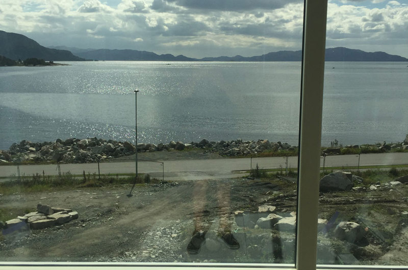 Einebustad i Sandvikjo